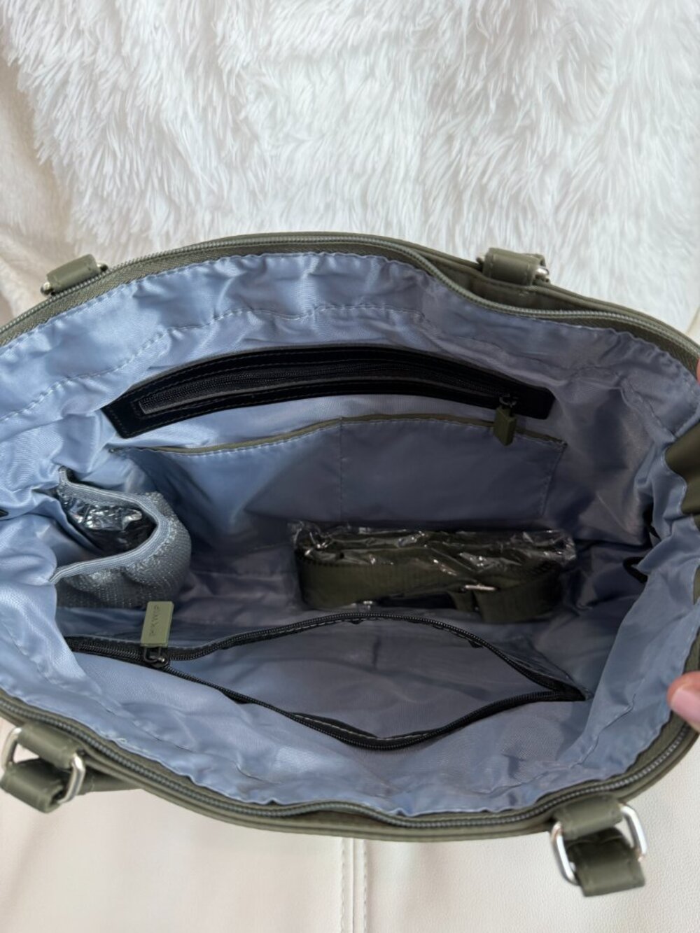 IHKWIP Traverse East/West Medium Tote Military Olive Crossbody Bag NWT - Picture 9 of 12